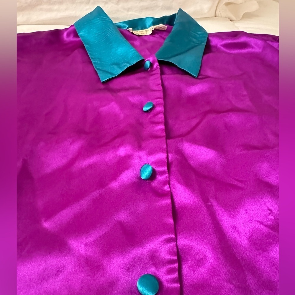 Vintage Bright Satin Pajama Sleep Set Shirt & Shorts Gold Label Victorias Sectet - Picture 5 of 13